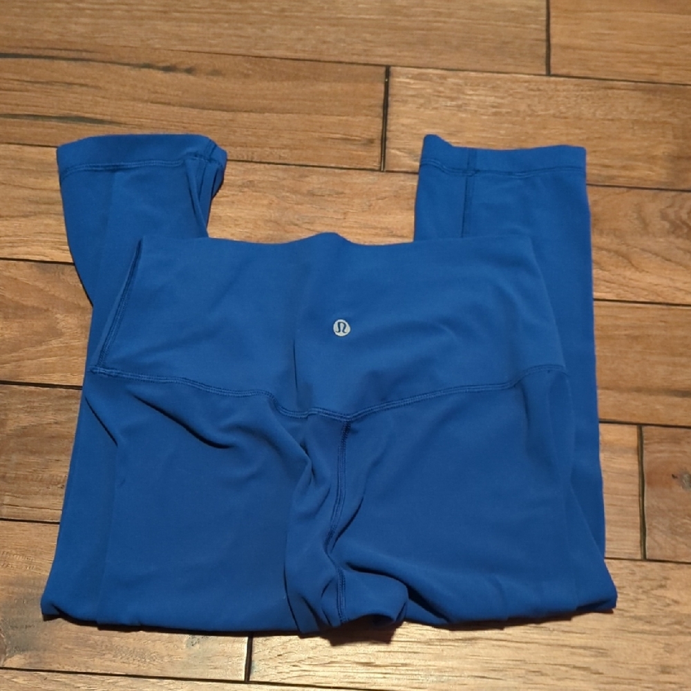 lululemon athletica  Blue High Rise Align Leggings Crop Size 8